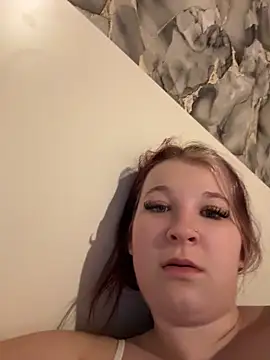 SweetTeenGirl online show from May 2026 04:19:02 AM