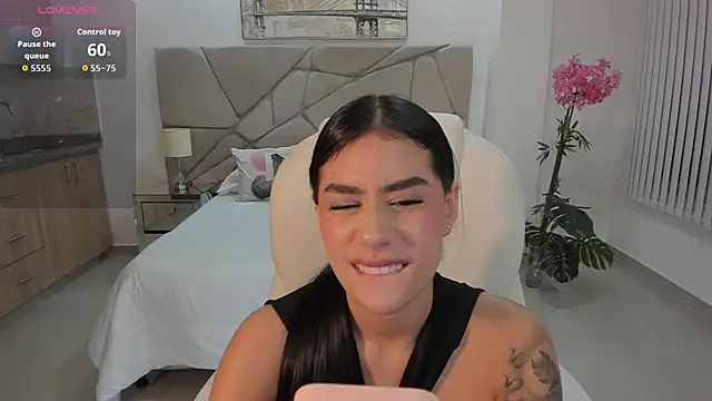 miranda crawfor online show from March 2026 04:50:01 AM