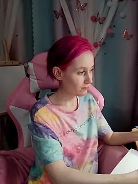 Fuzzy Unicorn online show from September 2025 07:02:02 PM