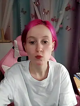 Fuzzy Unicorn online show from September 2025 06:53:01 PM