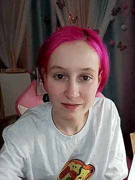 Fuzzy Unicorn online show from October 2025 07:03:02 PM