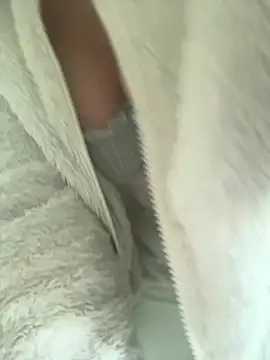 Snapshot of eli5566 chatting on February 2026 01:54:01 PM eli5566 online show from February 2026 01:54:01 PM