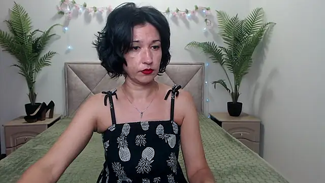 Snapshot of CameronEnns chatting on July 2026 12:24:02 PM CameronEnns online show from July 2026 12:24:02 PM