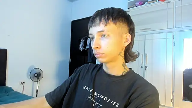 spacehumanz online show from February 2026 06:03:01 PM