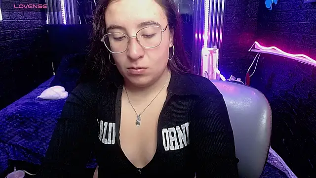 Snapshot of mia_778 chatting on February 2026 02:46:01 PM mia 778 online show from February 2026 02:46:01 PM