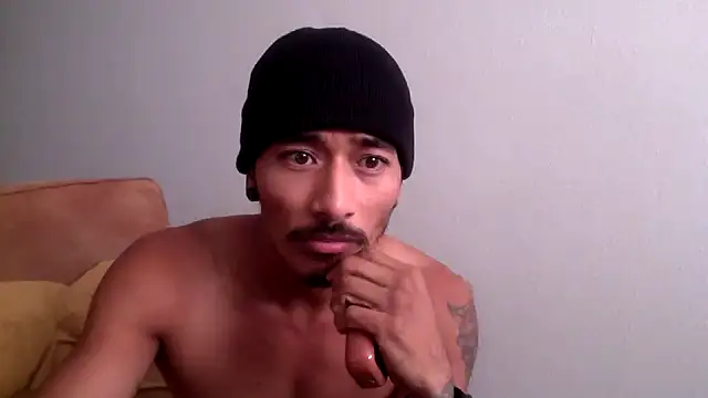 tanjir020 online show from November 2025 11:04:02 PM