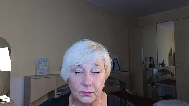 Snapshot of Milana_Milky chatting on September 2025 05:07:02 AM Milana Milky online show from September 2025 05:07:02 AM