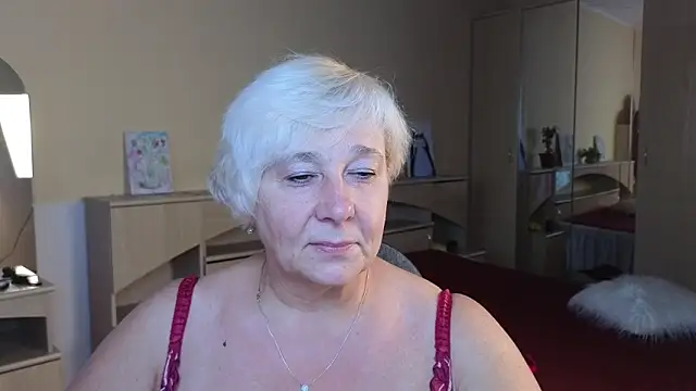 Snapshot of Milana_Milky chatting on September 2025 05:08:02 AM Milana Milky online show from September 2025 05:08:02 AM