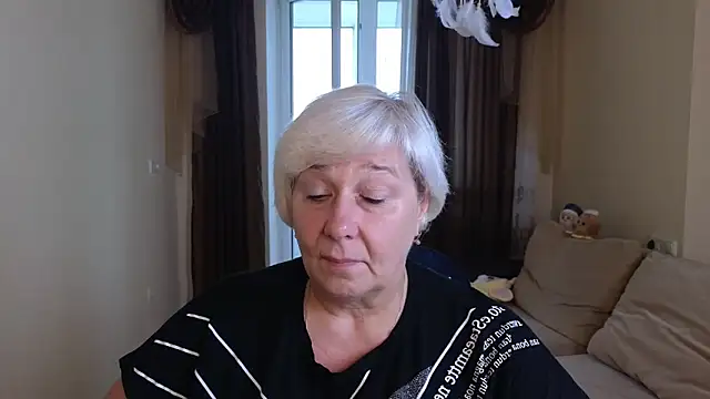 Snapshot of Milana_Milky chatting on October 2025 06:01:01 AM Milana Milky online show from October 2025 06:01:01 AM