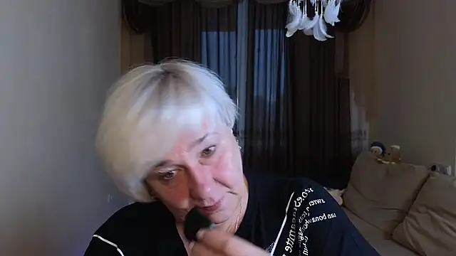 Snapshot of Milana_Milky chatting on October 2025 05:16:02 AM Milana Milky online show from October 2025 05:16:02 AM