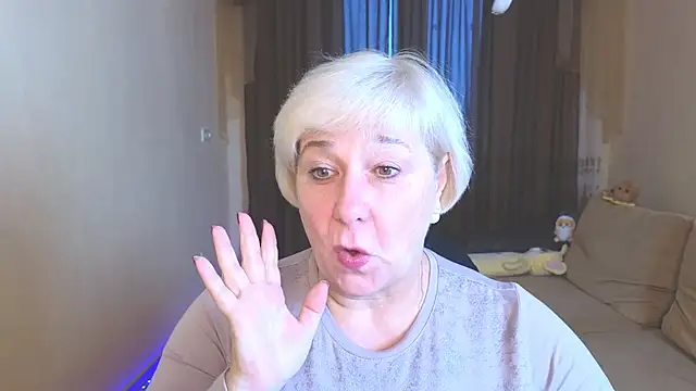 Snapshot of Milana_Milky chatting on November 2025 05:06:01 AM Milana Milky online show from November 2025 05:06:01 AM