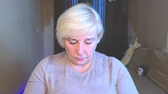 Snapshot of Milana_Milky chatting on November 2025 06:04:02 AM Milana Milky online show from November 2025 06:04:02 AM