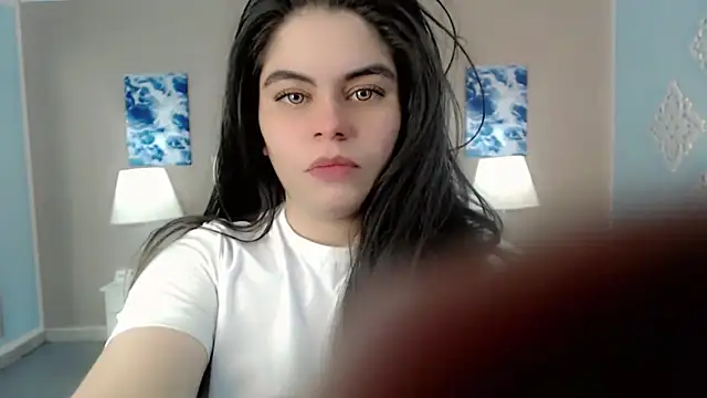 maddissonivanova online show from November 2025 07:43:01 PM