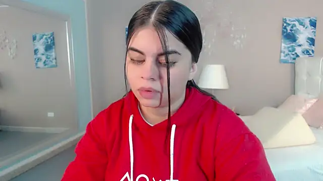 maddissonivanova online show from February 2026 07:09:01 PM