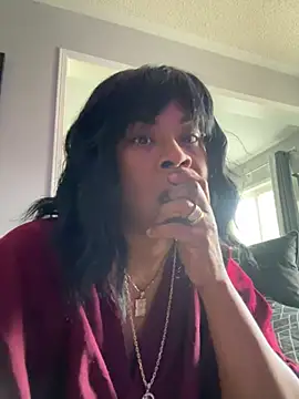 Snapshot of EbonyEmpress chatting on May 2026 08:36:01 PM EbonyEmpress online show from May 2026 08:36:01 PM