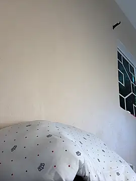 iriebusty online show from April 2026 12:33:01 PM