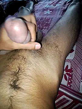 loveblzz online show from November 2025 07:30:02 AM