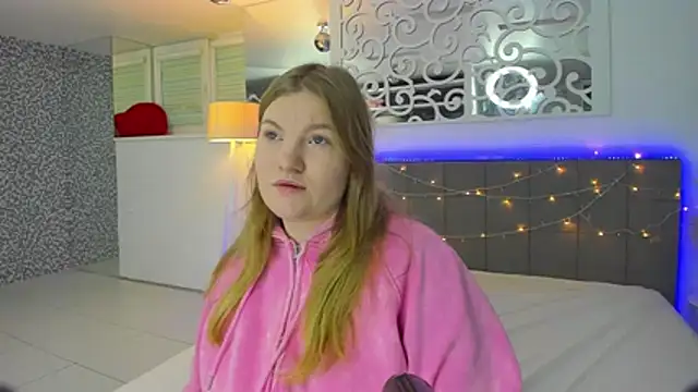 AshleyJoness online show from December 2025 06:20:02 AM