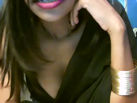 RENUKA RAJPUT online show from November 2025 10:25:01 AM