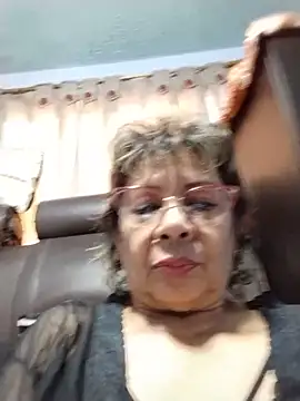 Snapshot of OliviaMorris1 chatting on June 2026 04:15:01 PM OliviaMorris1 online show from June 2026 04:15:01 PM