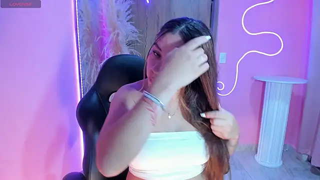 Brandy priscot online show from April 2026 08:42:02 PM