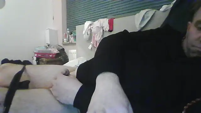 JasperGeil online show from November 2025 11:50:01 PM