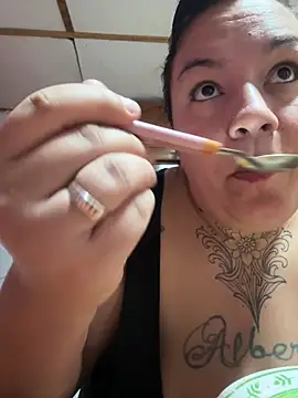 valen1891 online show from April 2026 06:15:01 PM