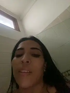 Rosa 25x online show from September 2025 12:40:01 PM