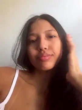 Auroragravidinha online show from January 2026 01:35:02 PM