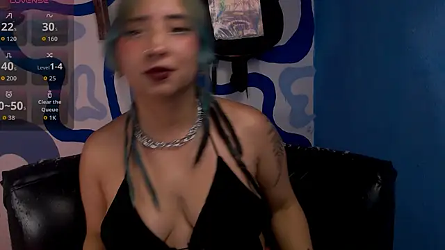 IrisSmil3 online show from November 2025 04:37:01 AM