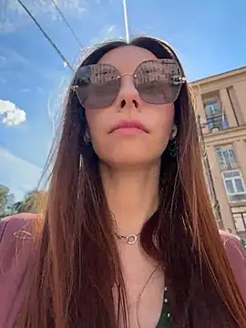 Snapshot of Amelie_Crosby chatting on June 2026 01:28:01 PM Amelie Crosby online show from June 2026 01:28:01 PM