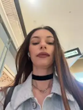Snapshot of Amelie_Crosby chatting on June 2026 01:17:02 PM Amelie Crosby online show from June 2026 01:17:02 PM