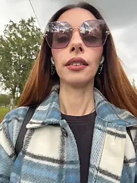 Snapshot of Amelie_Crosby chatting on July 2026 02:10:01 PM Amelie Crosby online show from July 2026 02:10:01 PM