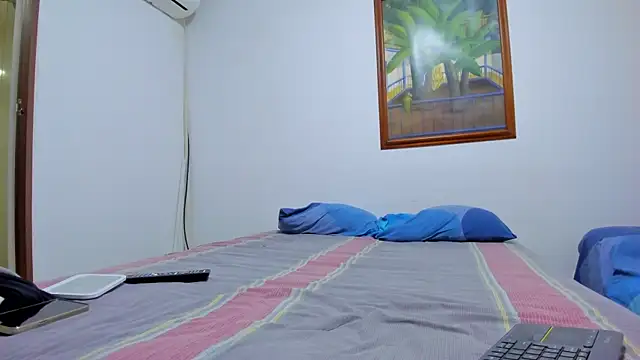 CleoWhite online show from October 2025 06:19:02 PM