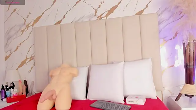 Meloddy Parkerr  online show from March 2026 03:56:02 AM