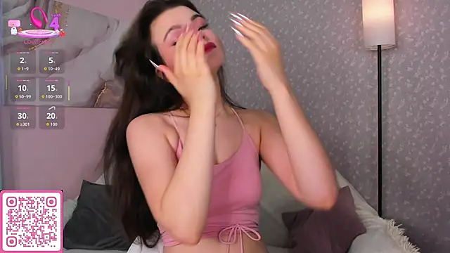 Snapshot of ShyEmma_ chatting on October 2025 01:14:02 AM ShyEmma online show from October 2025 01:14:02 AM