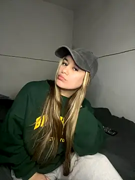 tetutamy online show from October 2025 10:05:01 PM