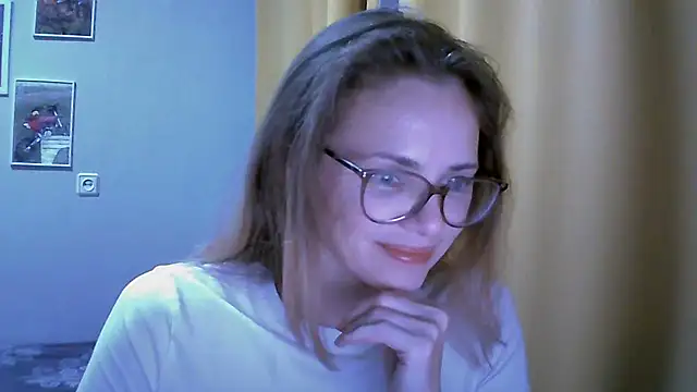 Snapshot of SEA_Dream chatting on September 2025 02:38:02 PM SEA Dream online show from September 2025 02:38:02 PM