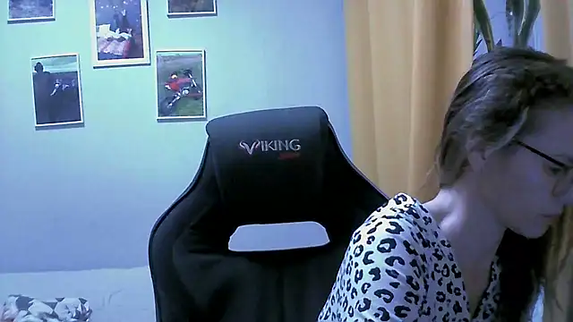 Snapshot of SEA_Dream chatting on October 2025 04:01:01 AM SEA Dream online show from October 2025 04:01:01 AM