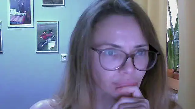 Snapshot of SEA_Dream chatting on November 2025 06:12:01 AM SEA Dream online show from November 2025 06:12:01 AM