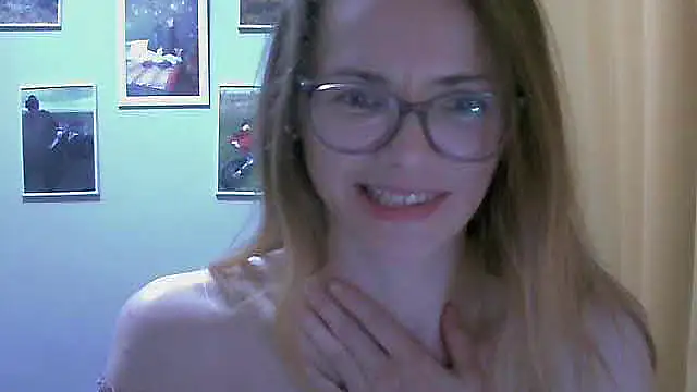 Snapshot of SEA_Dream chatting on November 2025 05:04:01 PM SEA Dream online show from November 2025 05:04:01 PM