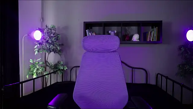 Sabrina bloom online show from November 2025 12:38:02 PM