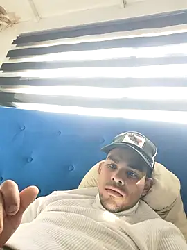 jhoi95 online show from October 2025 06:52:01 PM