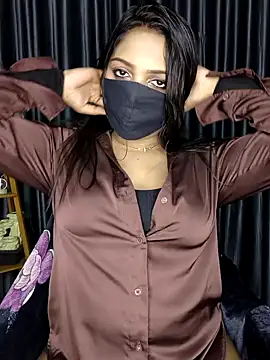 Webrowncouple online show from October 2025 02:58:02 PM