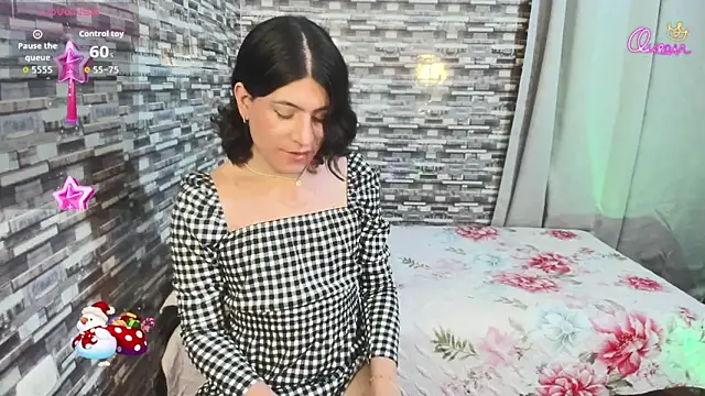 xxxEmmaxx online show from December 2025 04:30:01 AM