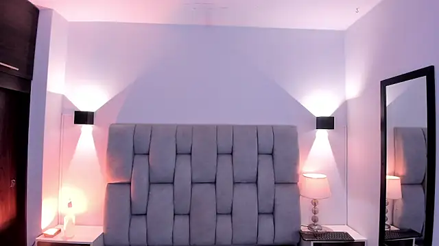 Mia volkova online show from September 2025 12:29:01 PM