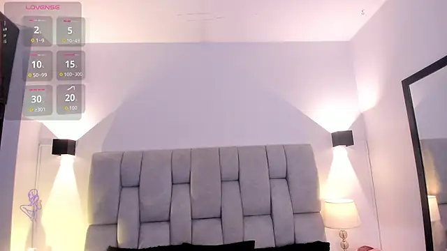 Mia volkova online show from October 2025 12:12:02 PM