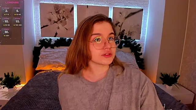 Snapshot of SophieMurrr chatting on December 2025 03:29:01 PM SophieMurrr online show from December 2025 03:29:01 PM