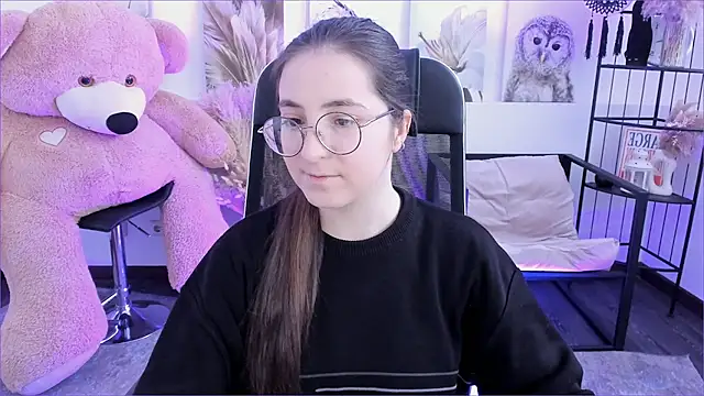 VirtuallVoyant online show from December 2025 07:13:02 AM