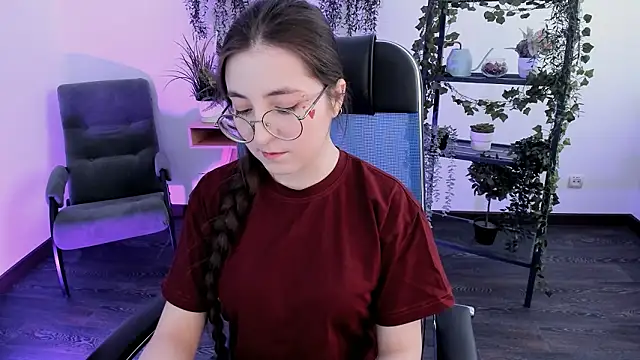 VirtuallVoyant online show from February 2026 07:37:02 AM